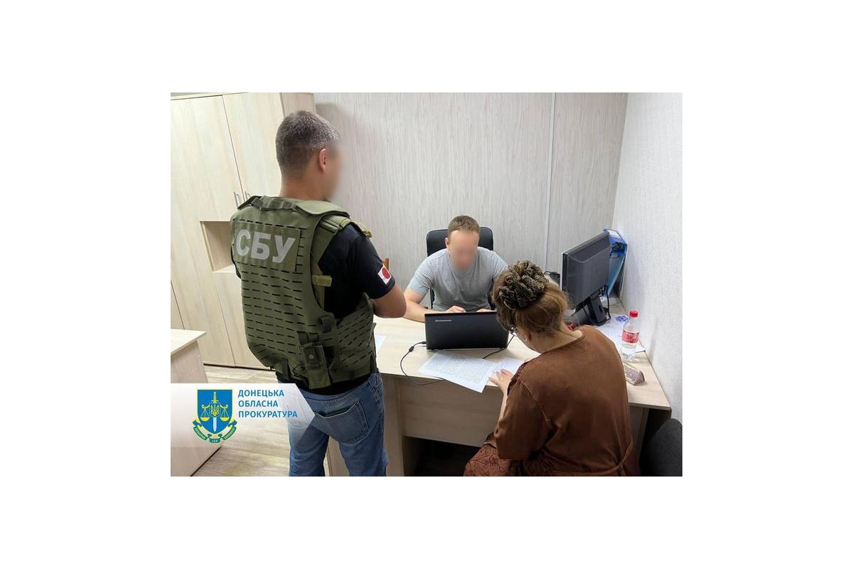 Телефонувала бойовику та здавала місця дислокації українських військових – заарештовано краматорчанку Телефонувала бойовику та здавала місця дислокації українських військових – заарештовано краматорчанку