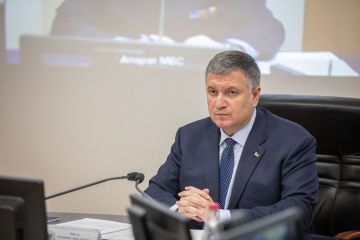 Заява міністра внутрішніх справ України Арсена Авакова у зв’язку із початком виборчої кампанії (ВІДЕО) Заява міністра внутрішніх справ України Арсена Авакова у зв’язку із початком виборчої кампанії (ВІДЕО)