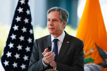 Держсекретар США Ентоні Блінкен прибув до Києва, хоча візит не анонсувався. Держсекретар США Ентоні Блінкен прибув до Києва, хоча візит не анонсувався.