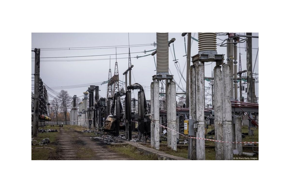 Росія атакувала дронами об'єкт теплогенерації на Київщині Росія атакувала дронами об'єкт теплогенерації на Київщині