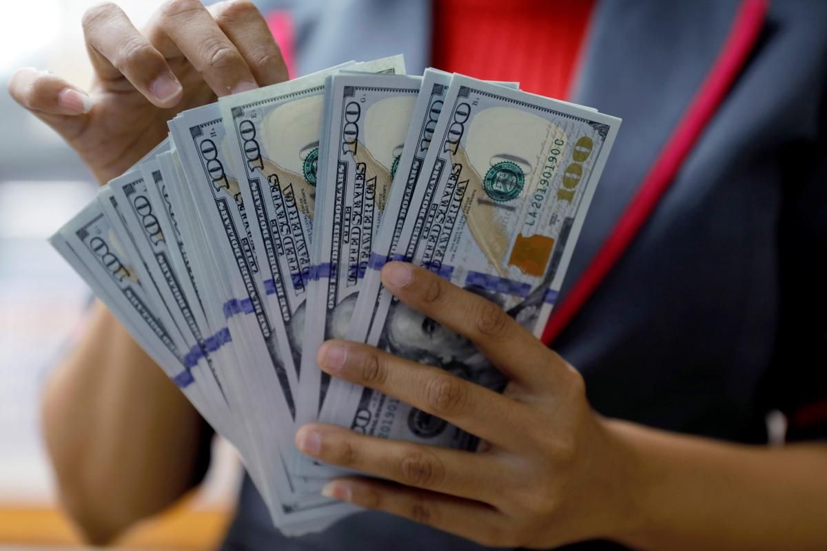Українські валютні резерви зменшились більше, ніж на 500 млн доларів Українські валютні резерви зменшились більше, ніж на 500 млн доларів