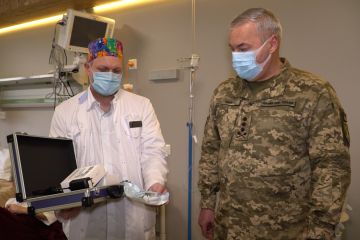 Сучасний прилад для лікарні «Охмадит» Сучасний прилад для лікарні «Охмадит»