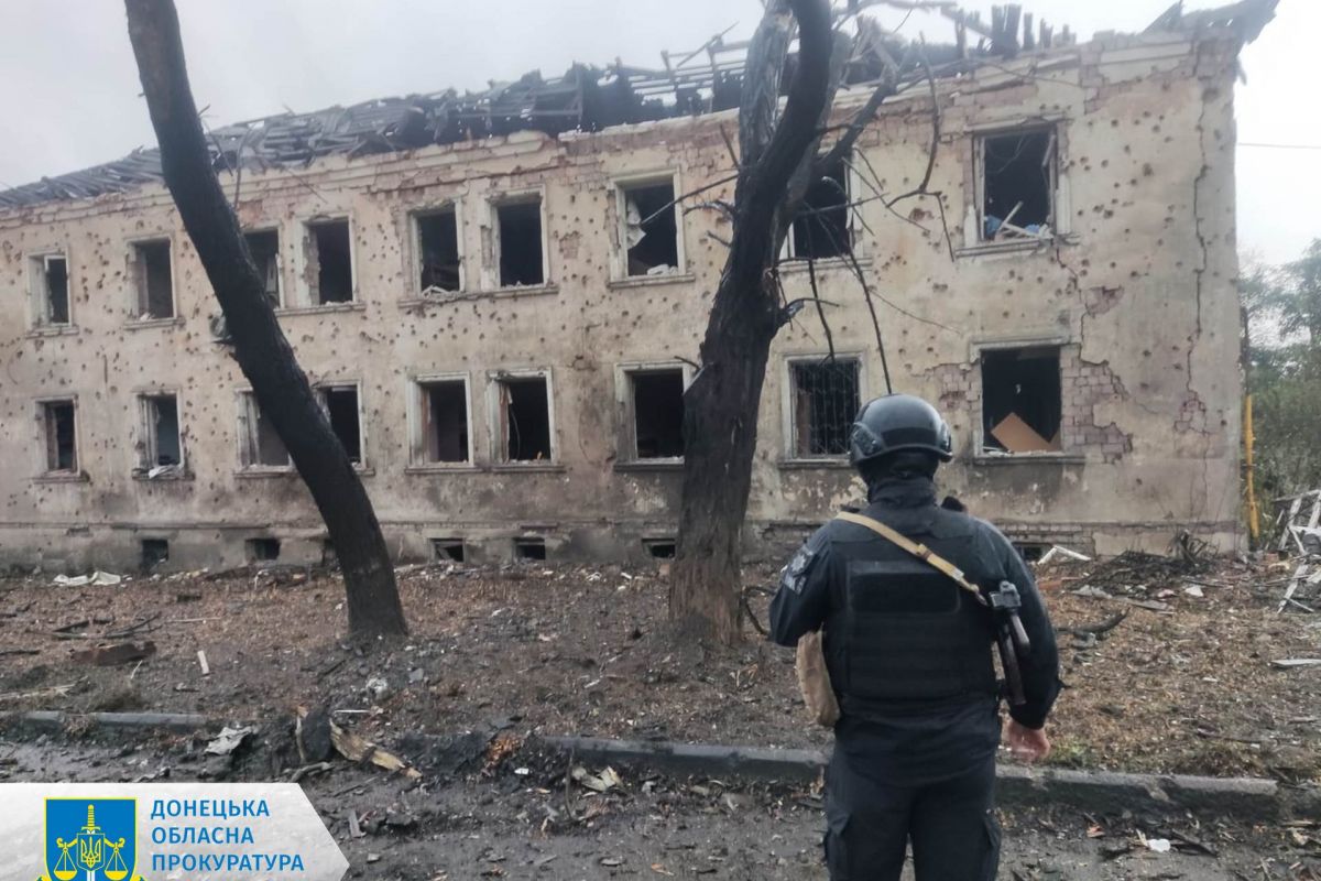 Окупанти обстріляли Костянтинівку з ОТРК «Іскандер» – розпочато розслідування за фактом поранення чотирьох осіб, серед яких 9-річна дитина Окупанти обстріляли Костянтинівку з ОТРК «Іскандер» – розпочато розслідування за фактом поранення чотирьох осіб, серед яких 9-річна дитина