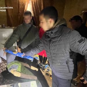 Двох мешканців Краматорська, які обікрали і позбавили життя чоловіка, засуджено до 15 років за ґратами Двох мешканців Краматорська, які обікрали і позбавили життя чоловіка, засуджено до 15 років за ґратами