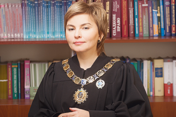 Членкиня першої дисциплінарної палати Вищої ради правосуддя Світлана Богданівна Шелест. Сумнівна репутація Членкиня першої дисциплінарної палати Вищої ради правосуддя Світлана Богданівна Шелест. Сумнівна репутація