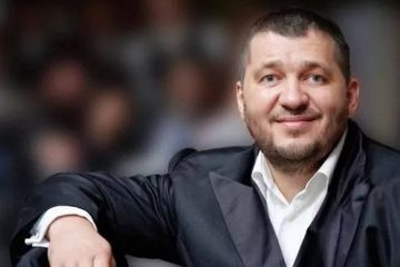 Вищий антикорупційний суд відправив у СІЗО екснардепа Олександра Боруховича (Грановського) Вищий антикорупційний суд відправив у СІЗО екснардепа Олександра Боруховича (Грановського)