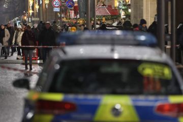 Платне користування "Пунктами незламності", нестача крові в українських лікарнях та план знищення Китаю. Фейки тижня Платне користування "Пунктами незламності", нестача крові в українських лікарнях та план знищення Китаю. Фейки тижня