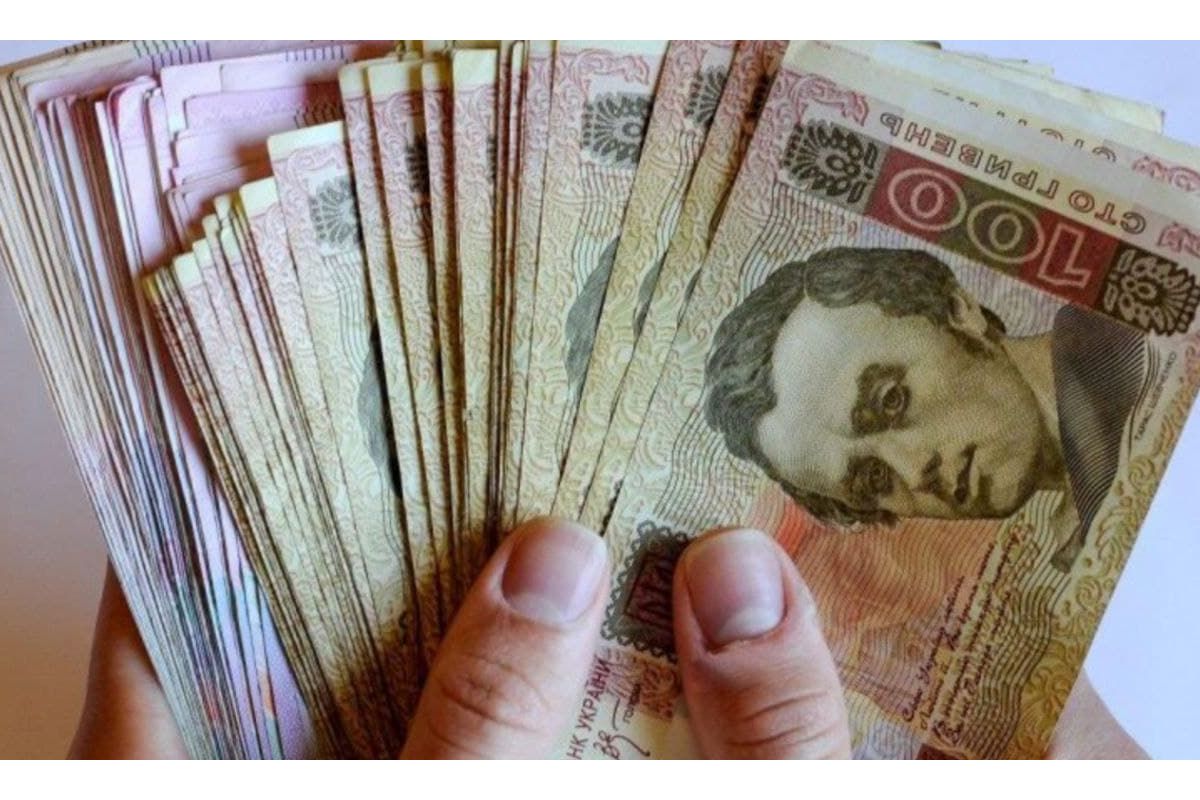 Головний хірург Національного інституту раку пояснив чому у медсестер низька зарплата Головний хірург Національного інституту раку пояснив чому у медсестер низька зарплата