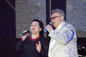 “П’ЯТА ПОРА РОКУ З НАЗВОЮ ‒ КОХАННЯ” “П’ЯТА ПОРА РОКУ З НАЗВОЮ ‒ КОХАННЯ”