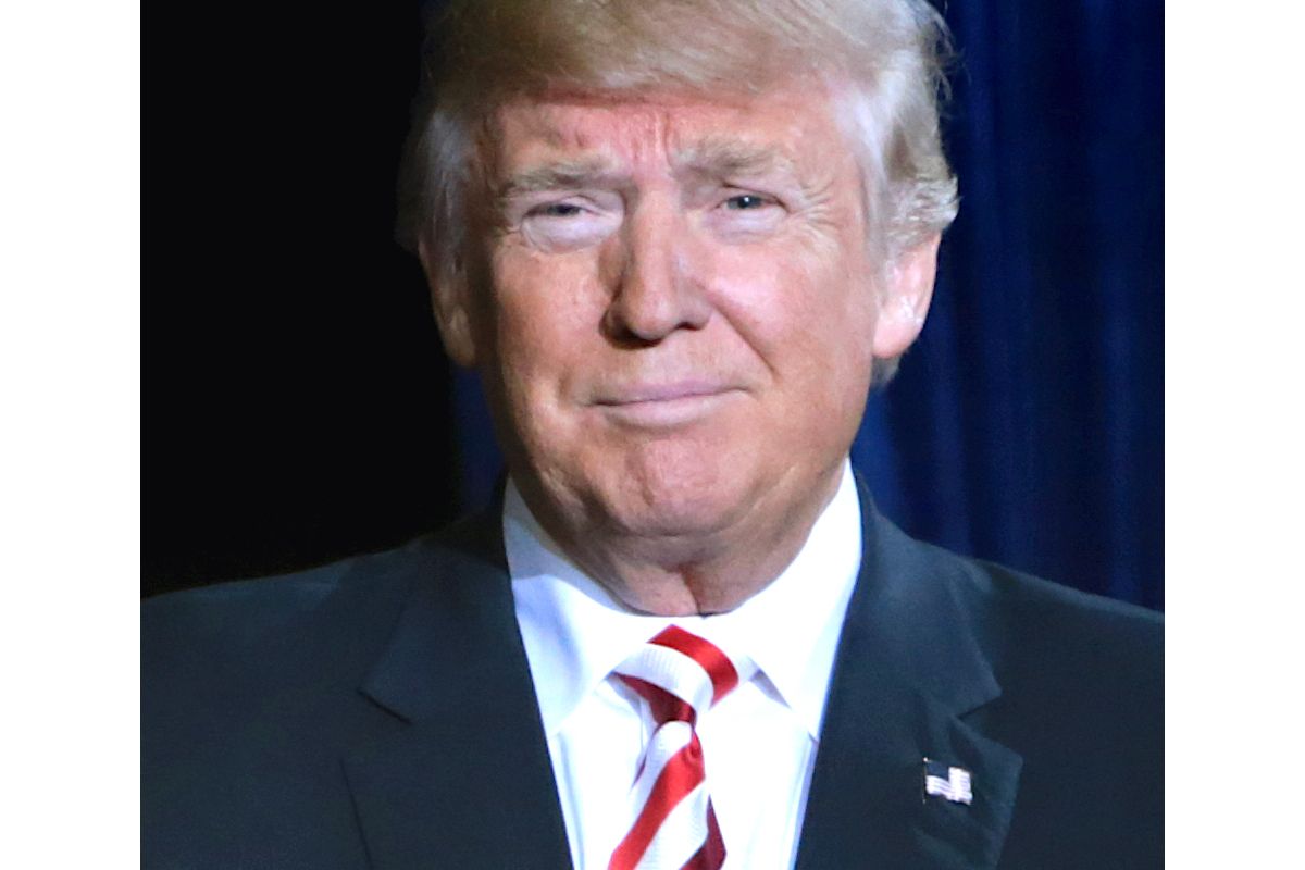 Дональд Трамп очікує на припинення поширення коронавірусу Дональд Трамп очікує на припинення поширення коронавірусу