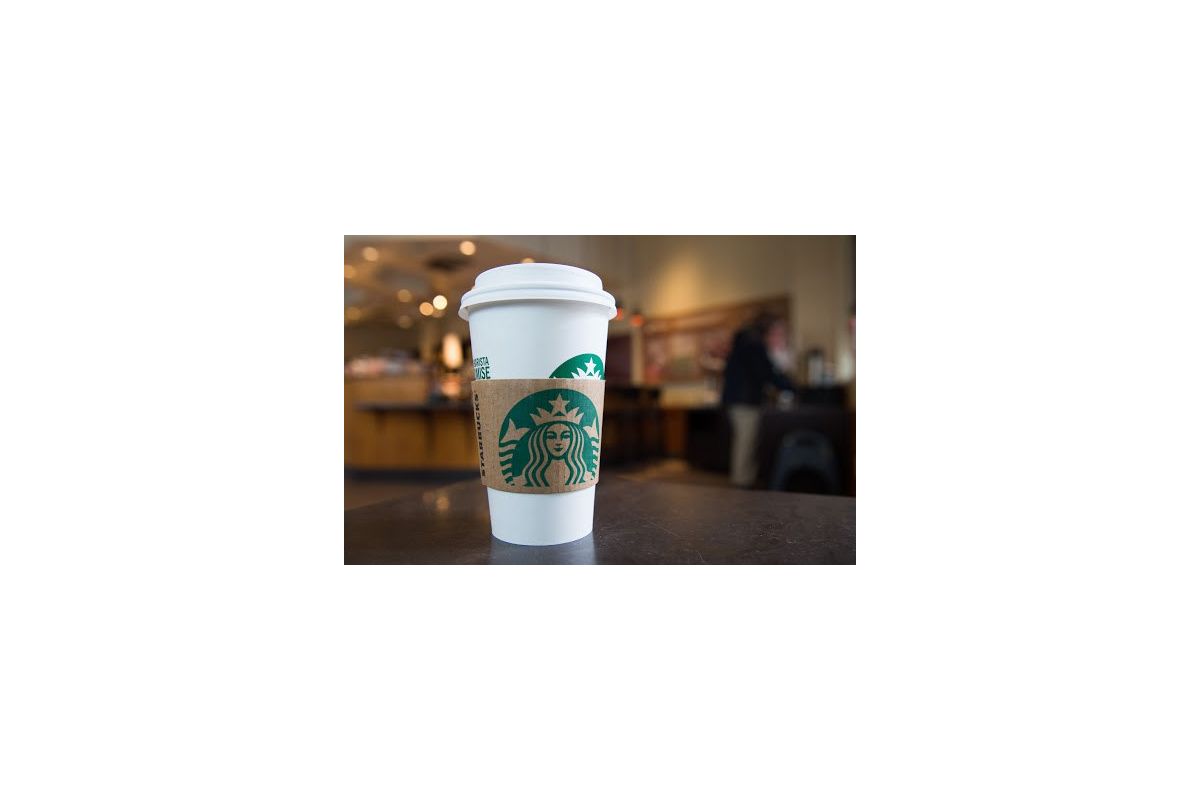 Starbucks очікує зниження прибутку більше ніж на 47% Starbucks очікує зниження прибутку більше ніж на 47%