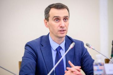 Головний санітарний лікар України Віктор Ляшко приїхав до Миколаєва шукати хворих на коронавірус Головний санітарний лікар України Віктор Ляшко приїхав до Миколаєва шукати хворих на коронавірус