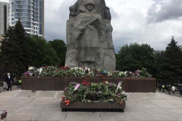 Міжнародний благодійний фонд Олександра Петровського вітає ветеранів Другої світової війни з Днем Перемоги Міжнародний благодійний фонд Олександра Петровського вітає ветеранів Другої світової війни з Днем Перемоги