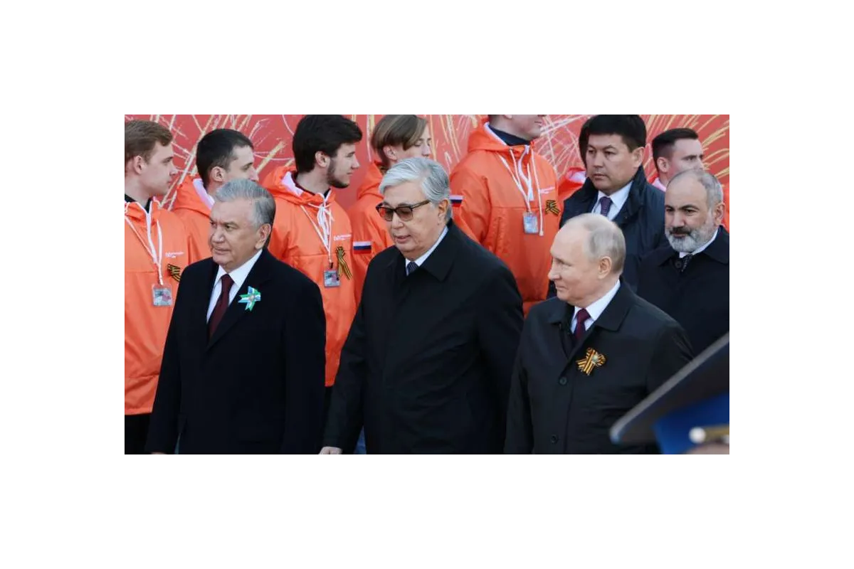 У МЗС жорстко відреагували на участь лідерів низки країн у параді в москві