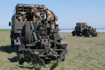 ТРЕНУЮТЬСЯ ВІЙСЬКОВІ ІНЖЕНЕРИ ТРЕНУЮТЬСЯ ВІЙСЬКОВІ ІНЖЕНЕРИ