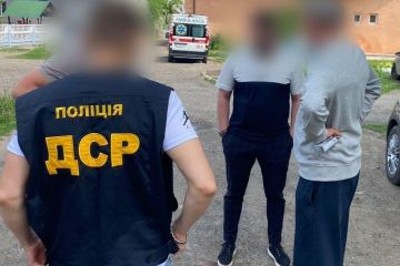 Розікрали борошна та зернових на 4 млн грн: посадовцям державного комбінату хлібопродуктів повідомили про підозру Розікрали борошна та зернових на 4 млн грн: посадовцям державного комбінату хлібопродуктів повідомили про підозру
