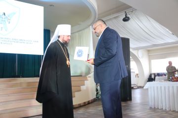 Арутюнян Еміль Карленович : урочисте відкриття Вірменського храму у Дніпрі – ознака нового етапу розвитку православ’я в Україні Арутюнян Еміль Карленович : урочисте відкриття Вірменського храму у Дніпрі – ознака нового етапу розвитку православ’я в Україні