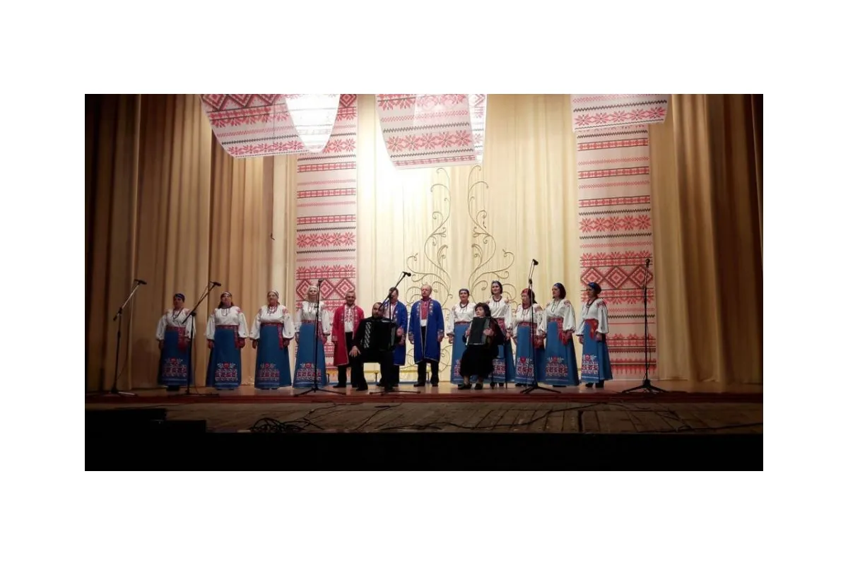 V Всеукраїнський фестиваль-конкурс хорових і вокальних колективів "Українська пісня єднає нас" у Маріуполі