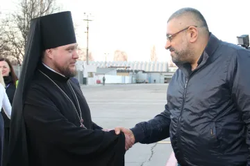 ​Арутюнян Эмиль Карленович : меценат стал гостем и участником торжественного празднования 25-летия Днепровской епархии