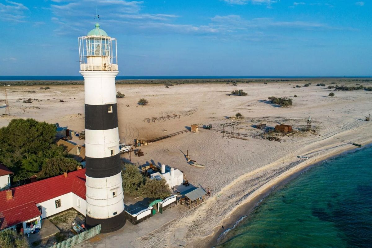 Несподіване Чорне море. Маяки як пам'ятки архітектури Несподіване Чорне море. Маяки як пам'ятки архітектури