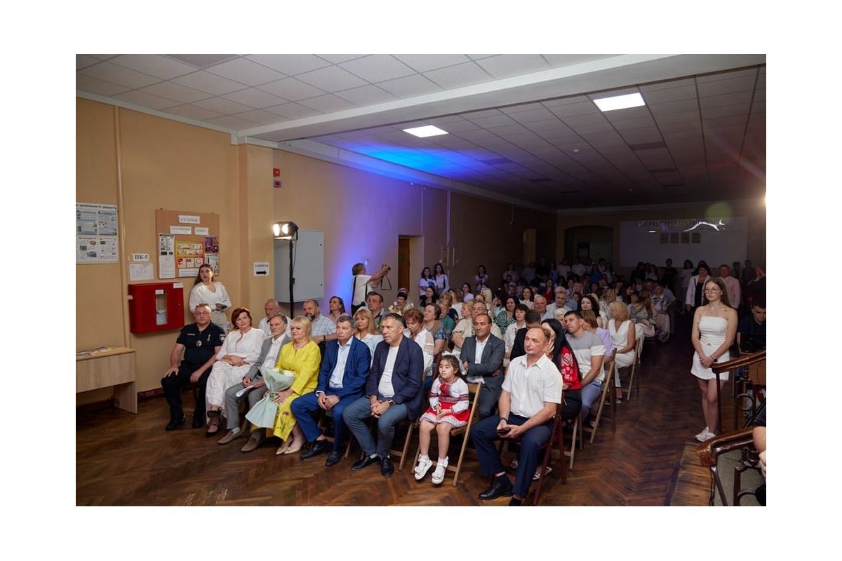 У Полтавському педагогічному урочисто відкрили Музей історії університету У Полтавському педагогічному урочисто відкрили Музей історії університету