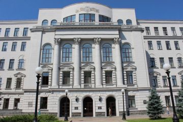 До Дніпропетровської обласної ради обрали представників семи політичних партій До Дніпропетровської обласної ради обрали представників семи політичних партій