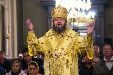 Митрополит Сумской и Ахтырский Евлогий (Гутченко): «Наша Церковь не зависит ни от Рима, ни от Стамбула, ни от Москвы» Митрополит Сумской и Ахтырский Евлогий (Гутченко): «Наша Церковь не зависит ни от Рима, ни от Стамбула, ни от Москвы»