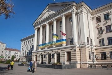 Більше мільйона гривень на ремонт бібліотеки в Запоріжжі Більше мільйона гривень на ремонт бібліотеки в Запоріжжі