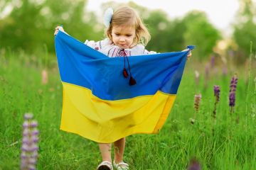 І знову мовне питання. В одній зі столичних шкіл вчитель проводив уроки не державною мовою. І знову мовне питання. В одній зі столичних шкіл вчитель проводив уроки не державною мовою.