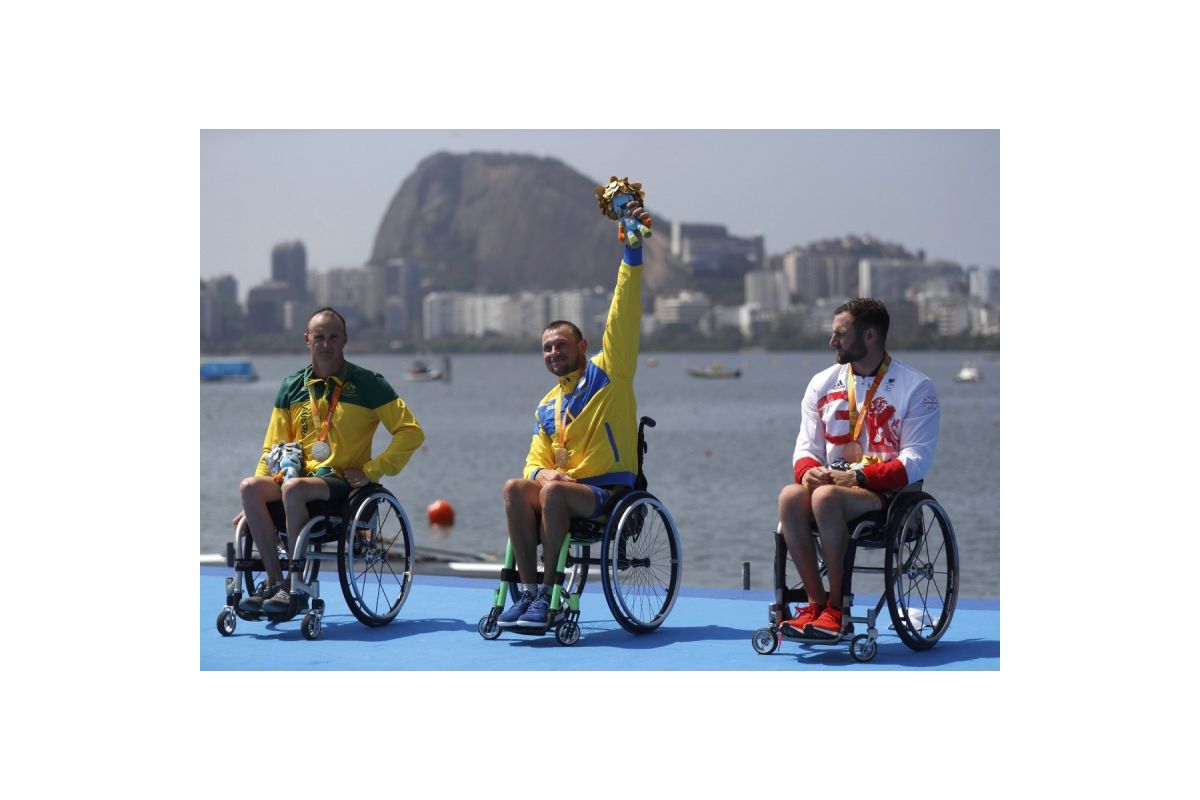 НЕЗЛАМНІ. ІСТОРІЇ ПАРАОЛІМПІЙСЬКИХ ЧЕМПІОНІВ УКРАЇНИ НЕЗЛАМНІ. ІСТОРІЇ ПАРАОЛІМПІЙСЬКИХ ЧЕМПІОНІВ УКРАЇНИ