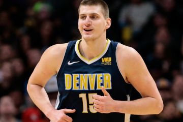 ВИДЕО. Никола Йокич отдал блестящую передачу через всю площадку ВИДЕО. Никола Йокич отдал блестящую передачу через всю площадку