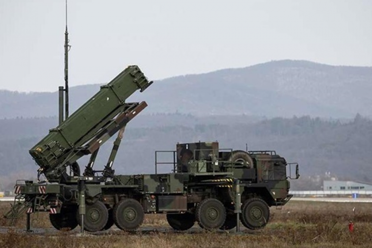 Україна отримала одну із двох систем ППО Patriot, обіцяних США та Німеччиною, але вона поки не введена в експлуатацію Україна отримала одну із двох систем ППО Patriot, обіцяних США та Німеччиною, але вона поки не введена в експлуатацію