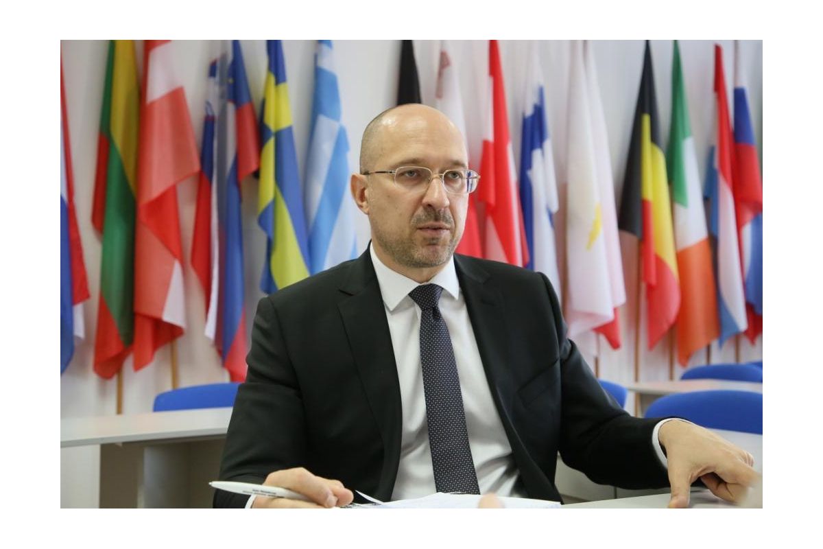 Україна зможе отримати "чорні скриньки" зі збитого літака МАУ Україна зможе отримати "чорні скриньки" зі збитого літака МАУ