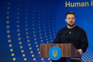 Президент Володимир Зеленський та український народ стали лауреатами Міжнародної премії імені Карла Великого Президент Володимир Зеленський та український народ стали лауреатами Міжнародної премії імені Карла Великого