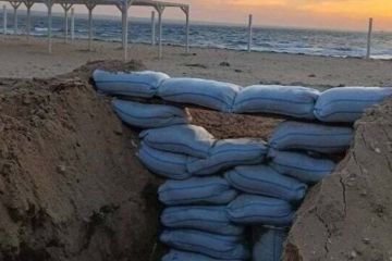 Росіяни платять жителям Криму 1800 рублів за копання окопів Росіяни платять жителям Криму 1800 рублів за копання окопів