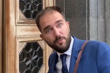 Нардеп Юрченко после ДТП во Львове отправился в Киев на своем "Мустанге". Видео Нардеп Юрченко после ДТП во Львове отправился в Киев на своем "Мустанге". Видео