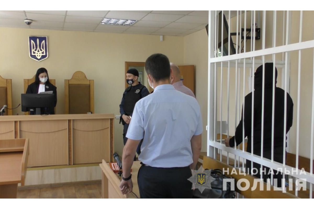 У Дніпрі арештували водія, через якого троє людей загинули у ДТП У Дніпрі арештували водія, через якого троє людей загинули у ДТП