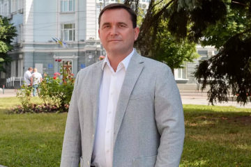 Депутат Житомирської обласної ради Володимир Кропивницький про Ігоря Смешко, партію «Сила і Честь», про відхід із «Батьківщини» та інше Депутат Житомирської обласної ради Володимир Кропивницький про Ігоря Смешко, партію «Сила і Честь», про відхід із «Батьківщини» та інше