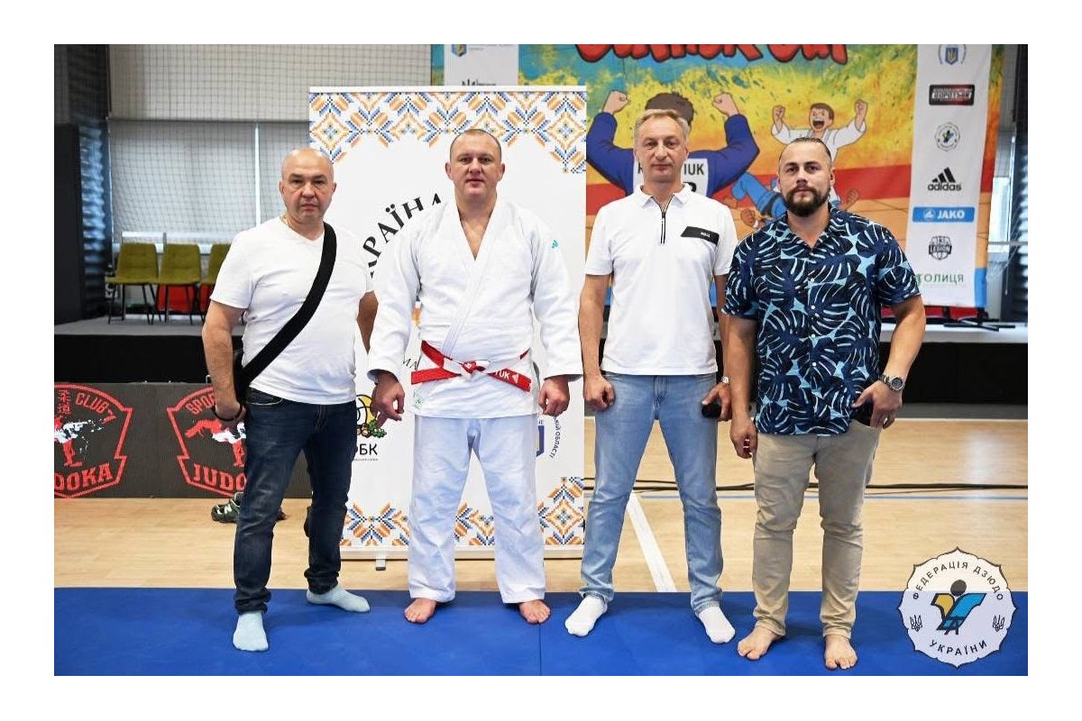 Олімпійський дух у дії: юні дзюдоїсти на майстер-класі Романа Гонтюка та зіркових гостей до 35 - річниці НОК України. Олімпійський дух у дії: юні дзюдоїсти на майстер-класі Романа Гонтюка та зіркових гостей до 35 - річниці НОК України.