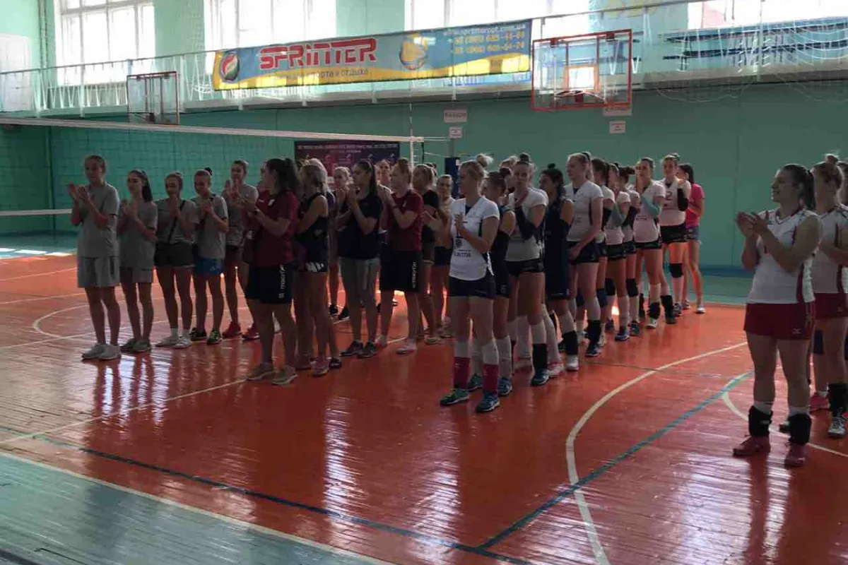 У Полтавському педагогічному відбулися змагання з волейболу серед жіночих команд