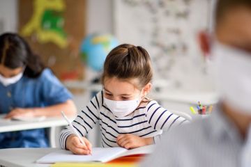 Держави-члени ЮНЕСКО об'єднуються для збільшення інвестицій у освіту Держави-члени ЮНЕСКО об'єднуються для збільшення інвестицій у освіту