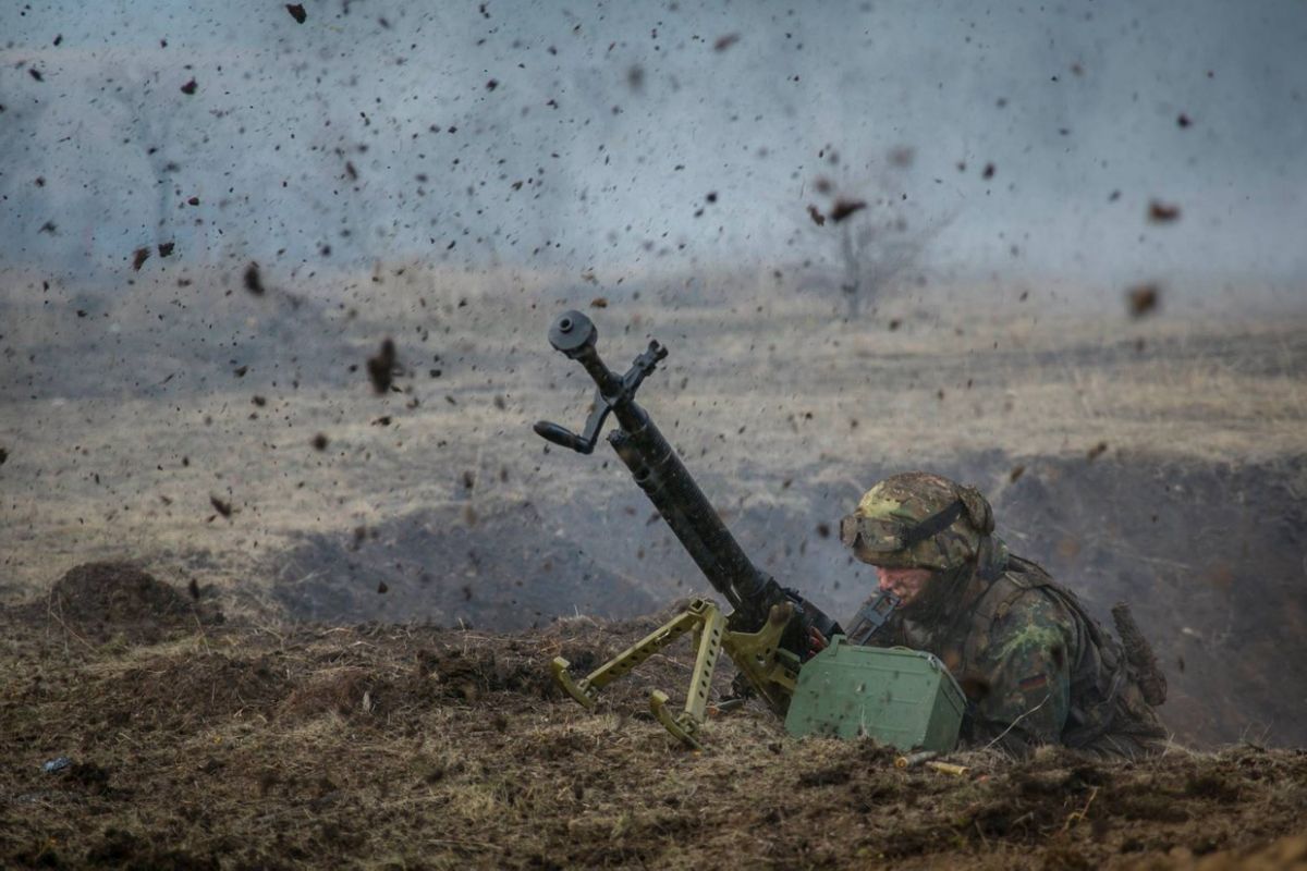 Проросійська сторона продовжує порушувати режим тиші на Донбасі Проросійська сторона продовжує порушувати режим тиші на Донбасі