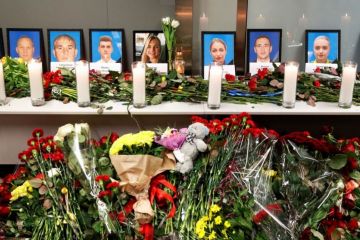 Президент України Володимир Зеленський проведе телефонну розмову з президентом Ірану Хасаном Роугані Президент України Володимир Зеленський проведе телефонну розмову з президентом Ірану Хасаном Роугані