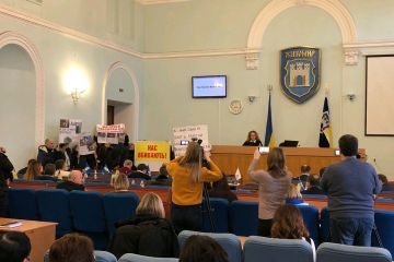 Житомирський депутат запропонував виділити 100 тис. грн на маски від коронавірусу для Ухані, проте «фокус» не вдався Житомирський депутат запропонував виділити 100 тис. грн на маски від коронавірусу для Ухані, проте «фокус» не вдався