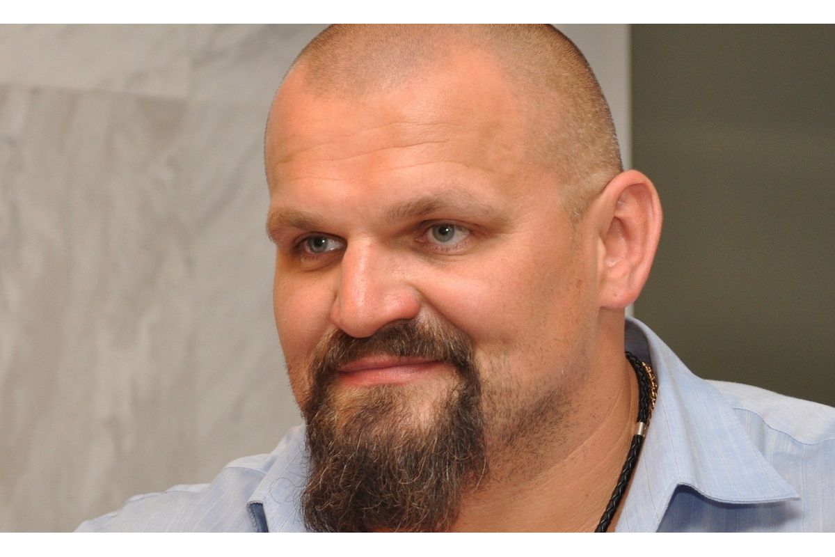 Новий народний депутат від партії “Слуга народу”! Новий народний депутат від партії “Слуга народу”!