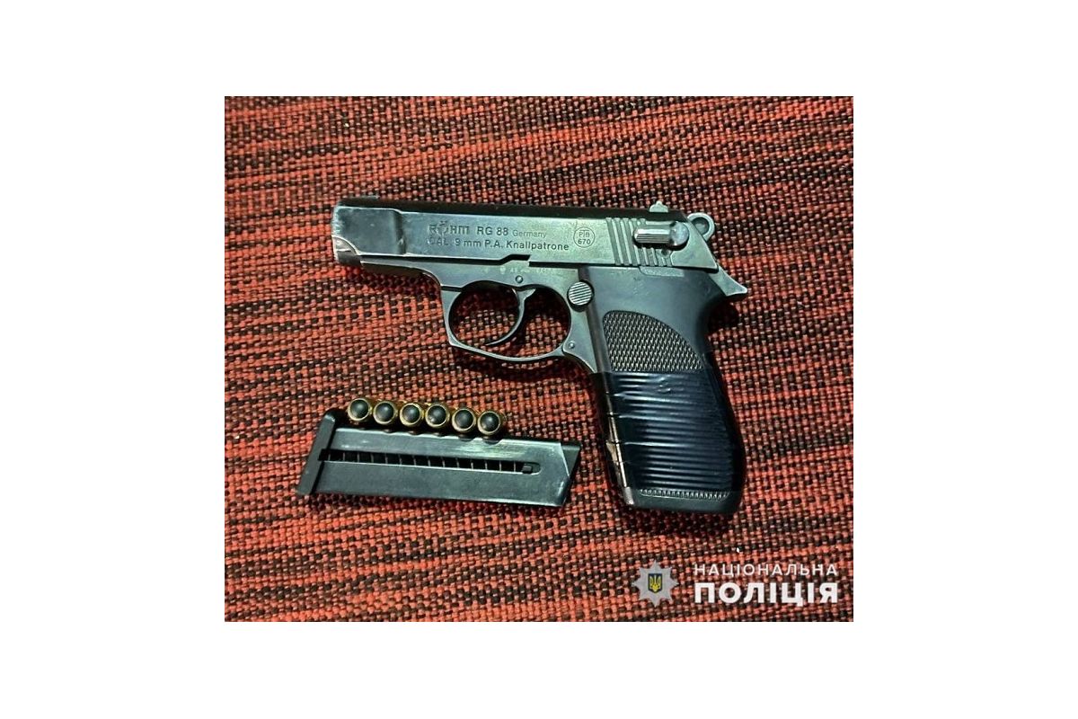 Двох чоловіків взято під варту за підозрою у зухвалому  розбійному нападі Двох чоловіків взято під варту за підозрою у зухвалому  розбійному нападі