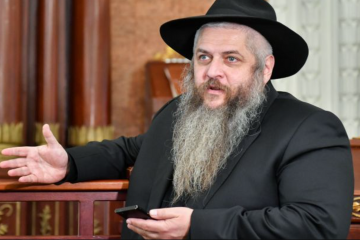 Главный раввин Киева и Украины Моше Асман: Украинских евреев не надо ни от кого "освобождать" Главный раввин Киева и Украины Моше Асман: Украинских евреев не надо ни от кого "освобождать"