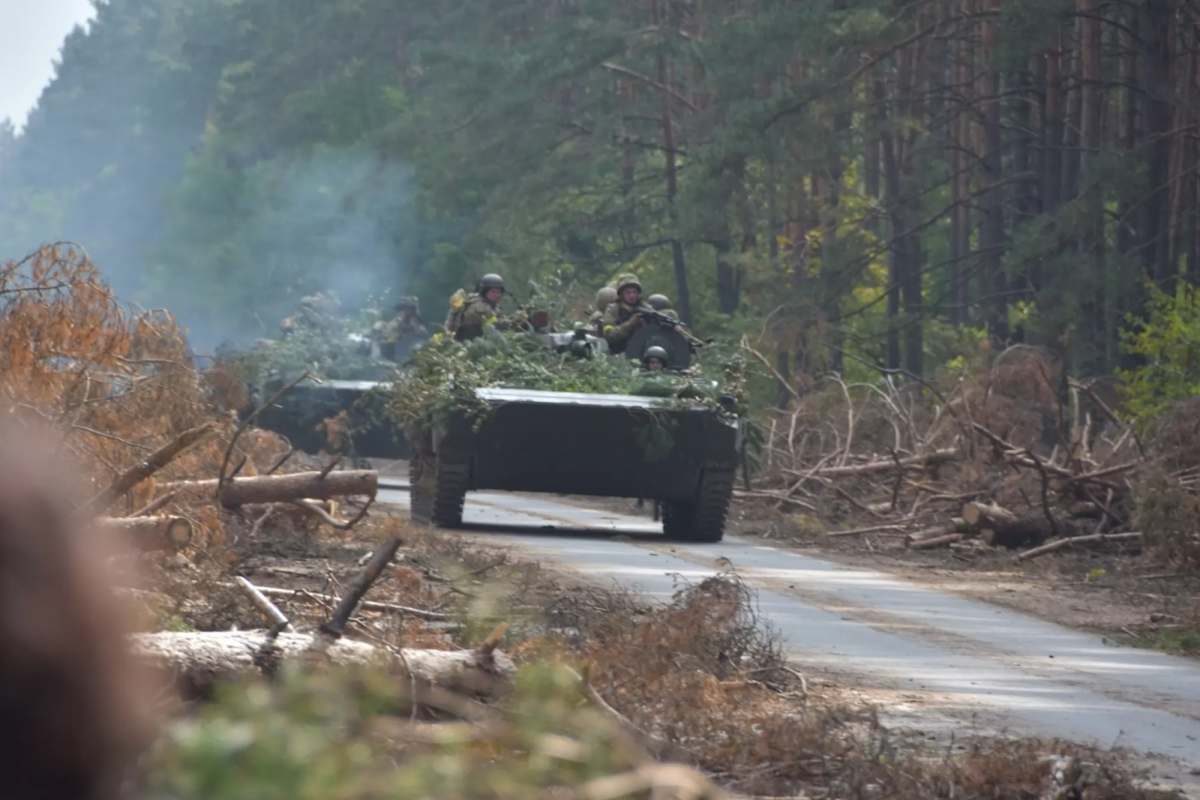 В Міноборони попереджають, що про контрнаступ ЗСУ офіційно можуть говорити лише Зеленський, Резніков і Залужний В Міноборони попереджають, що про контрнаступ ЗСУ офіційно можуть говорити лише Зеленський, Резніков і Залужний