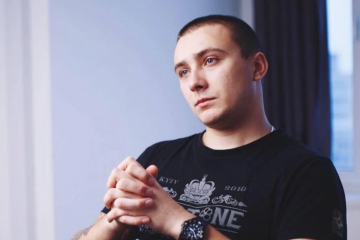 К Стерненко явилась полиция с постановлением о принудительном приводе в СБУ К Стерненко явилась полиция с постановлением о принудительном приводе в СБУ