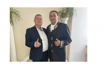 Маэстро Гришко и Игорь Мизрах повергли в восторг харьковчан Маэстро Гришко и Игорь Мизрах повергли в восторг харьковчан